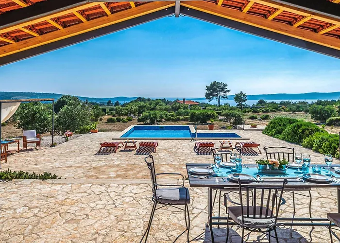 펜션 Lovely In 수티반