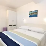Lovely In בית נופש